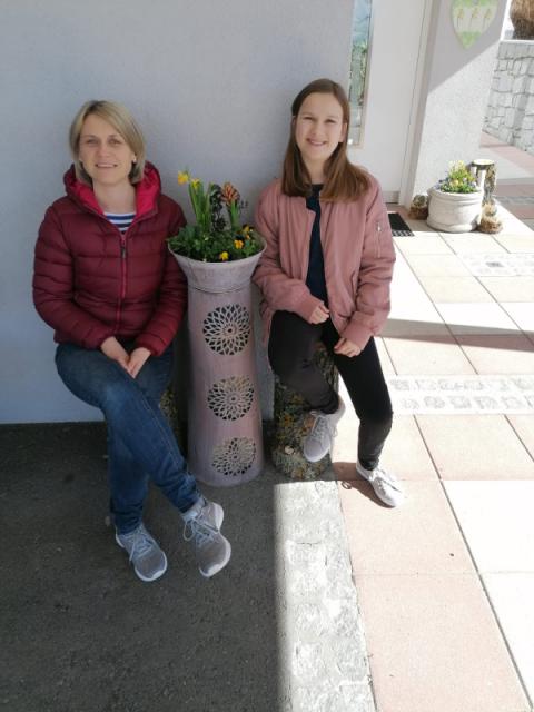 Zwei junge Damen 