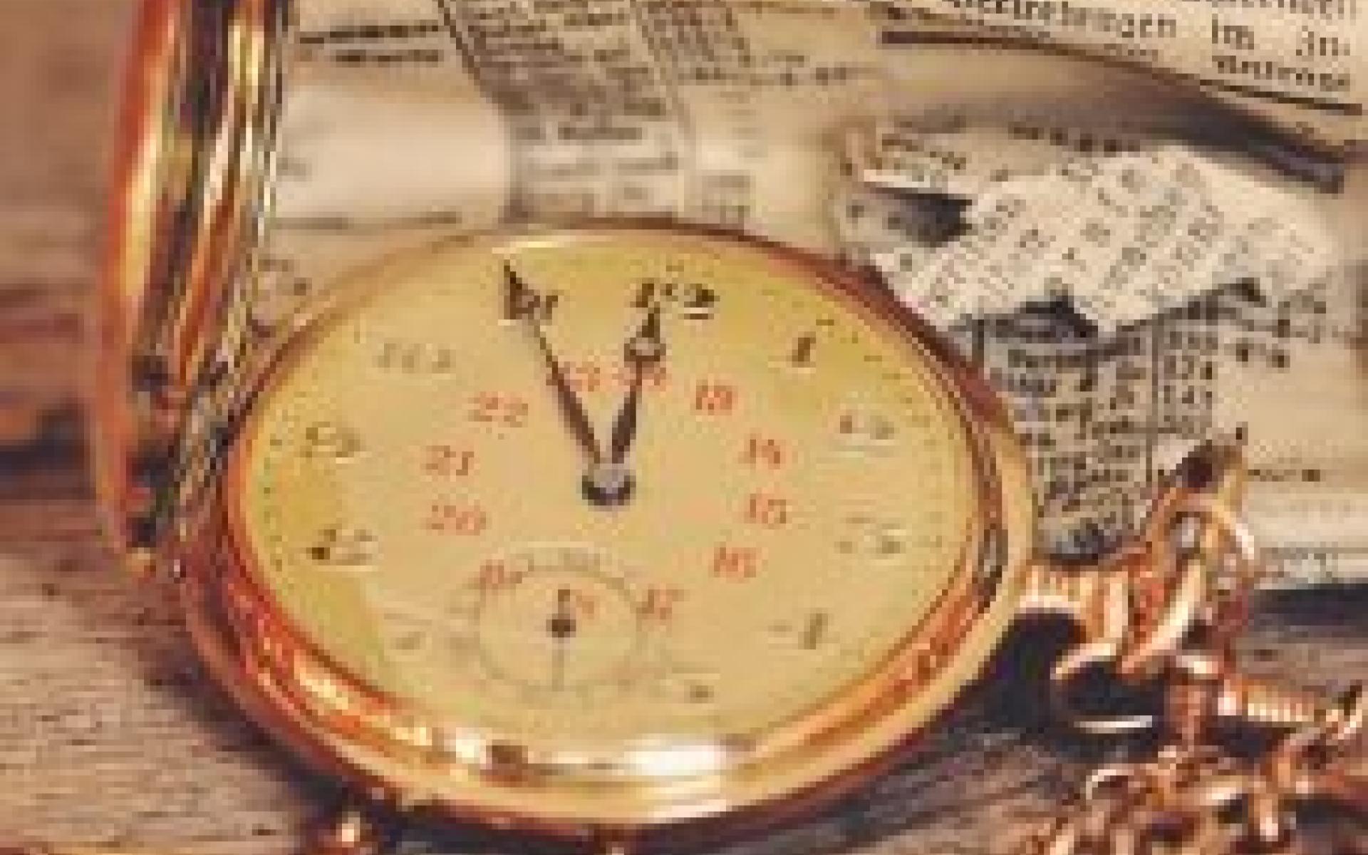 Symbolbild: alte Taschenuhr